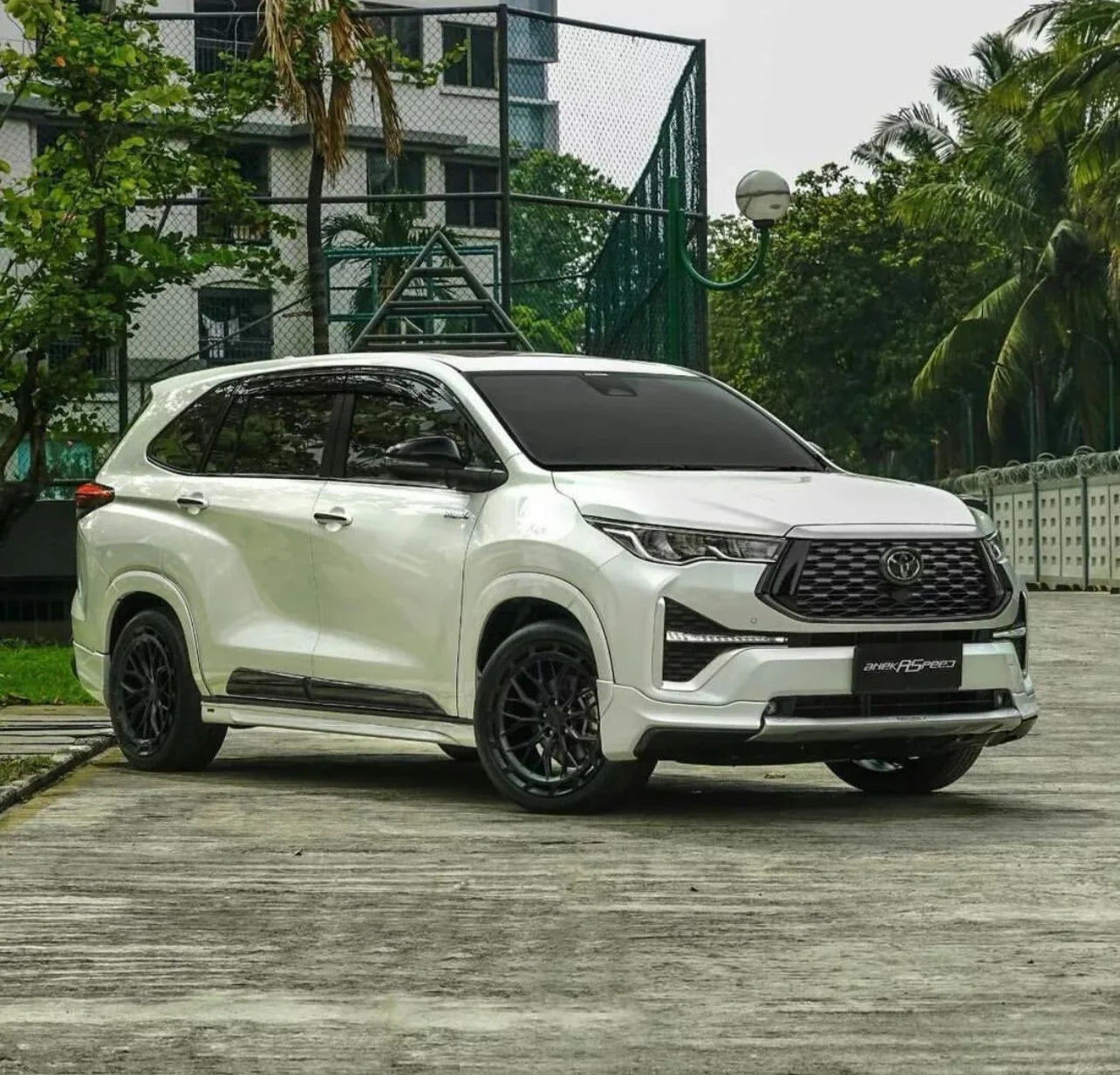 Front & Rear Skirting for Toyota Hycross (MODELLISTA)