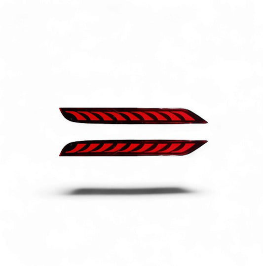 Toyota Hycross Red Bumper Reflector Matrix