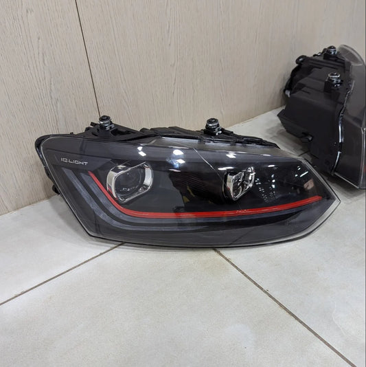 POLO RLINE RED HEADLIGHT