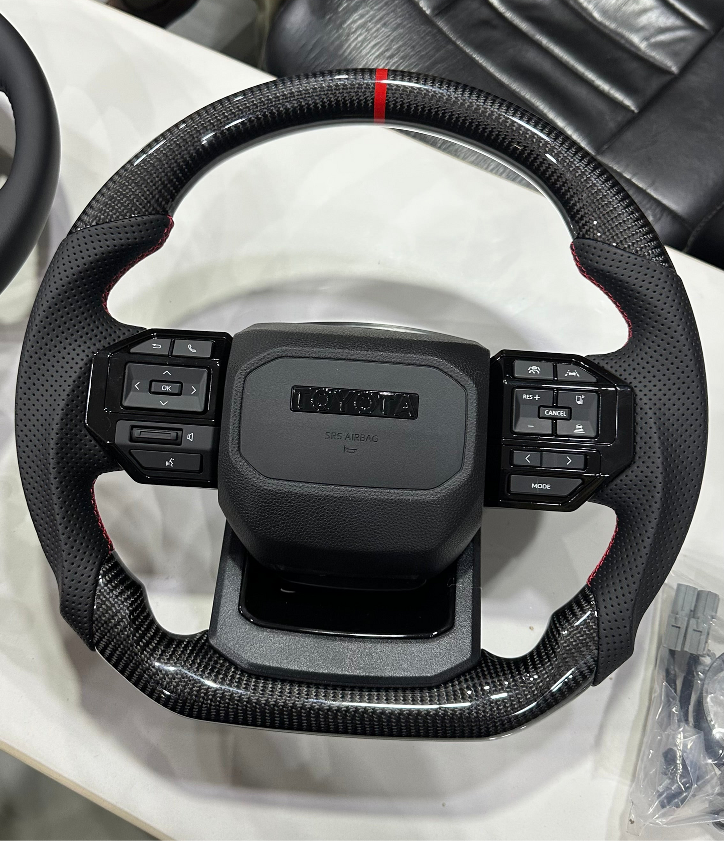 Toyota LC250 Prado CF steering