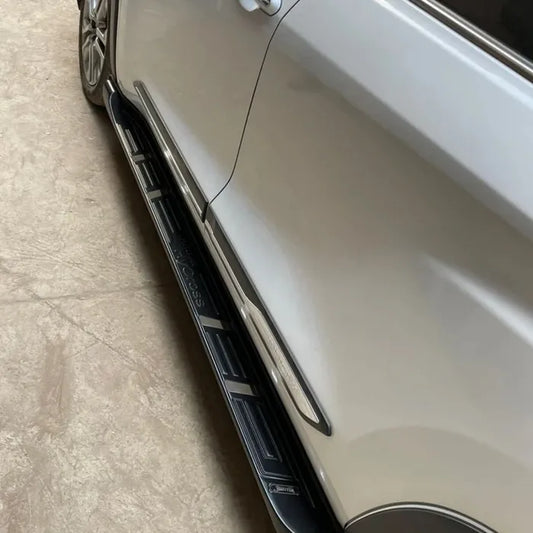 INNOVA HYCROSS AND CRYSTA SIDE FOOT REST