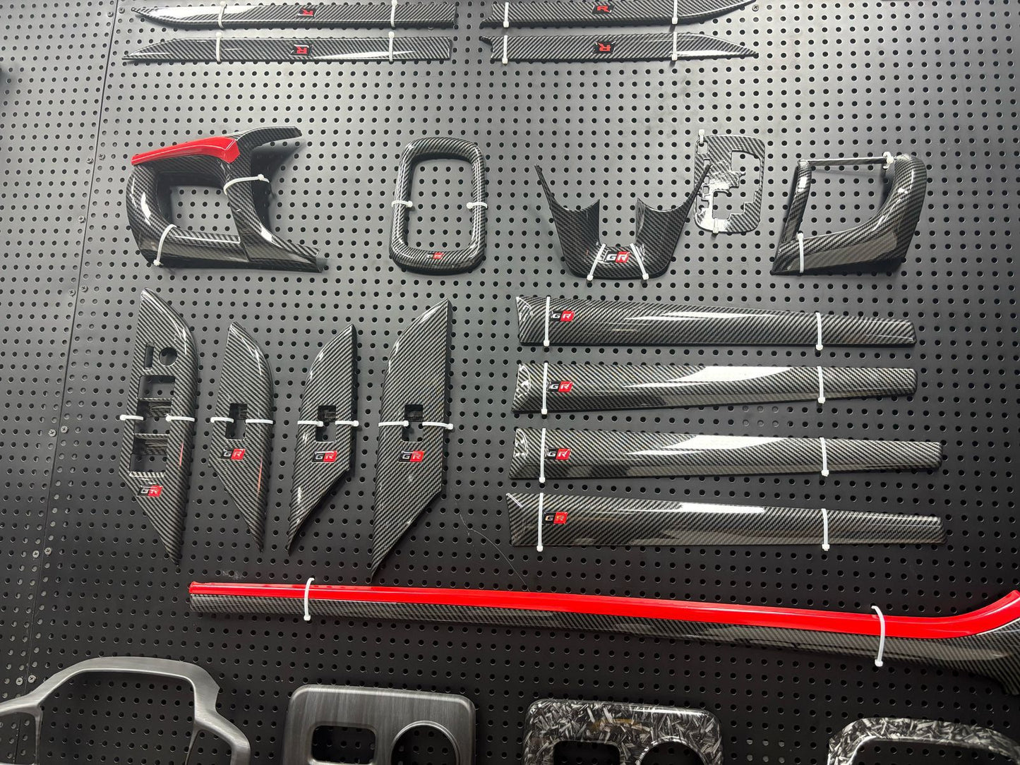 Hilux Interior Carbon kit