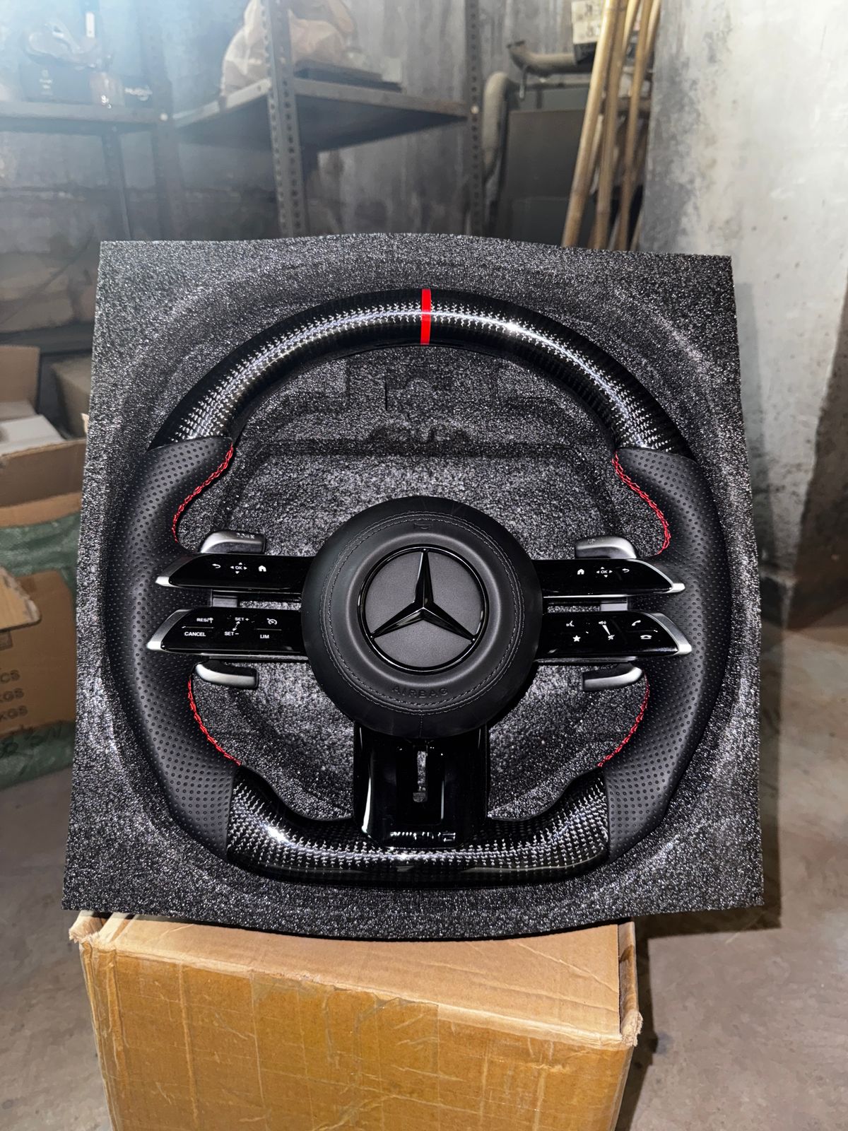 NEW STYLE AMG STYLE CARBON STEERING WHEEL