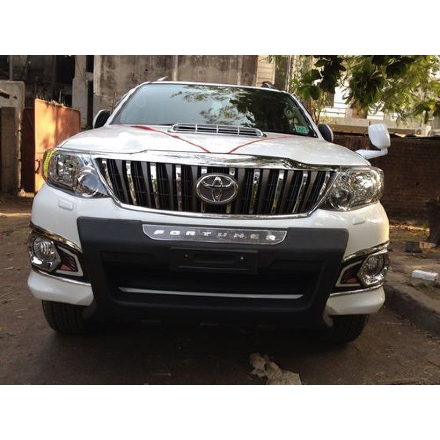 Toyota Fortuner 2012 Prado Style Grill